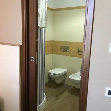 Πανσιόν 60quattro Bedrooms Lamezia Terme
