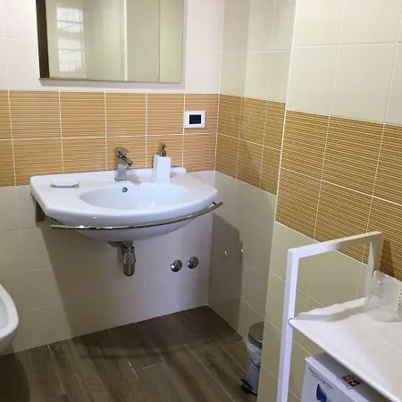 60quattro Bedrooms Πανσιόν Lamezia Terme