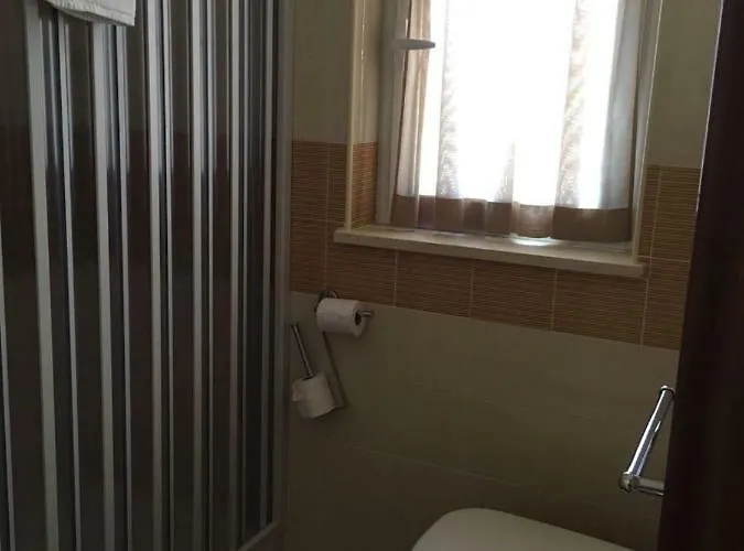 招待所 60quattro Bedrooms 拉默齐亚泰尔默